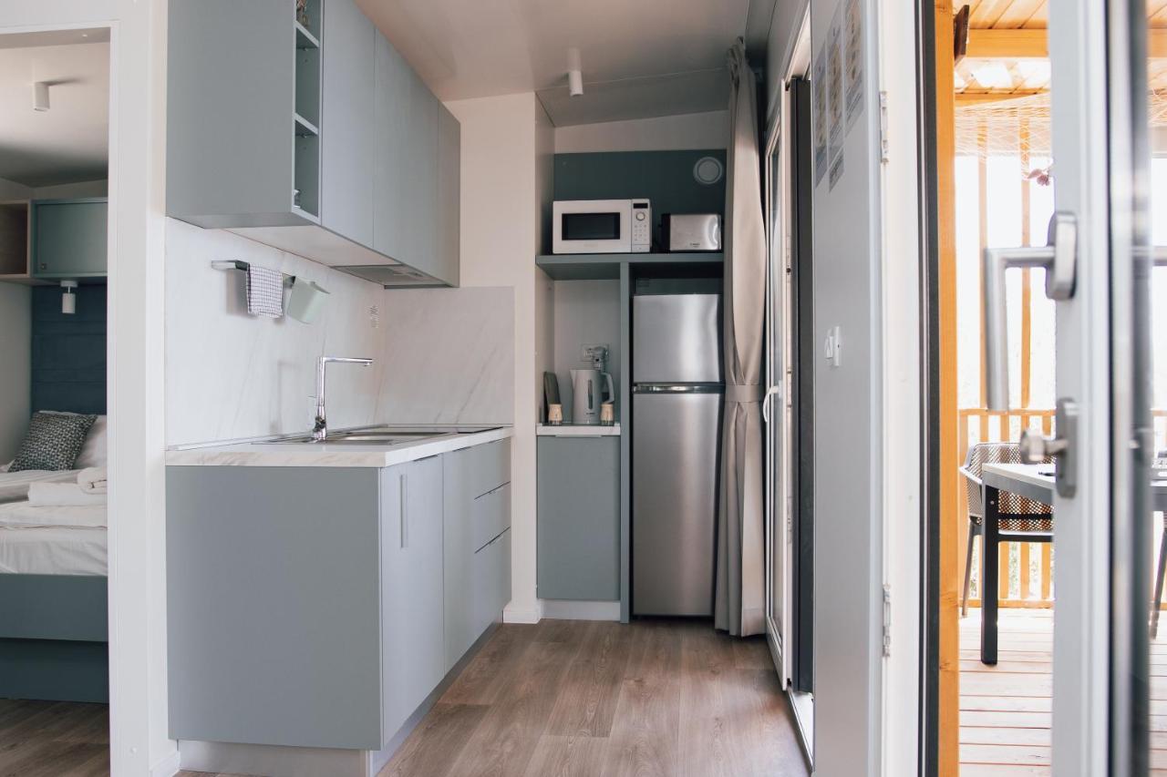 Mobile Homes Selce - Lighthouse Bagian luar foto