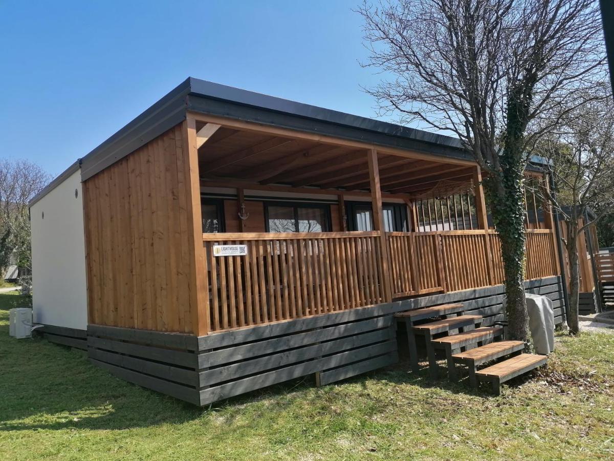 Mobile Homes Selce - Lighthouse Bagian luar foto
