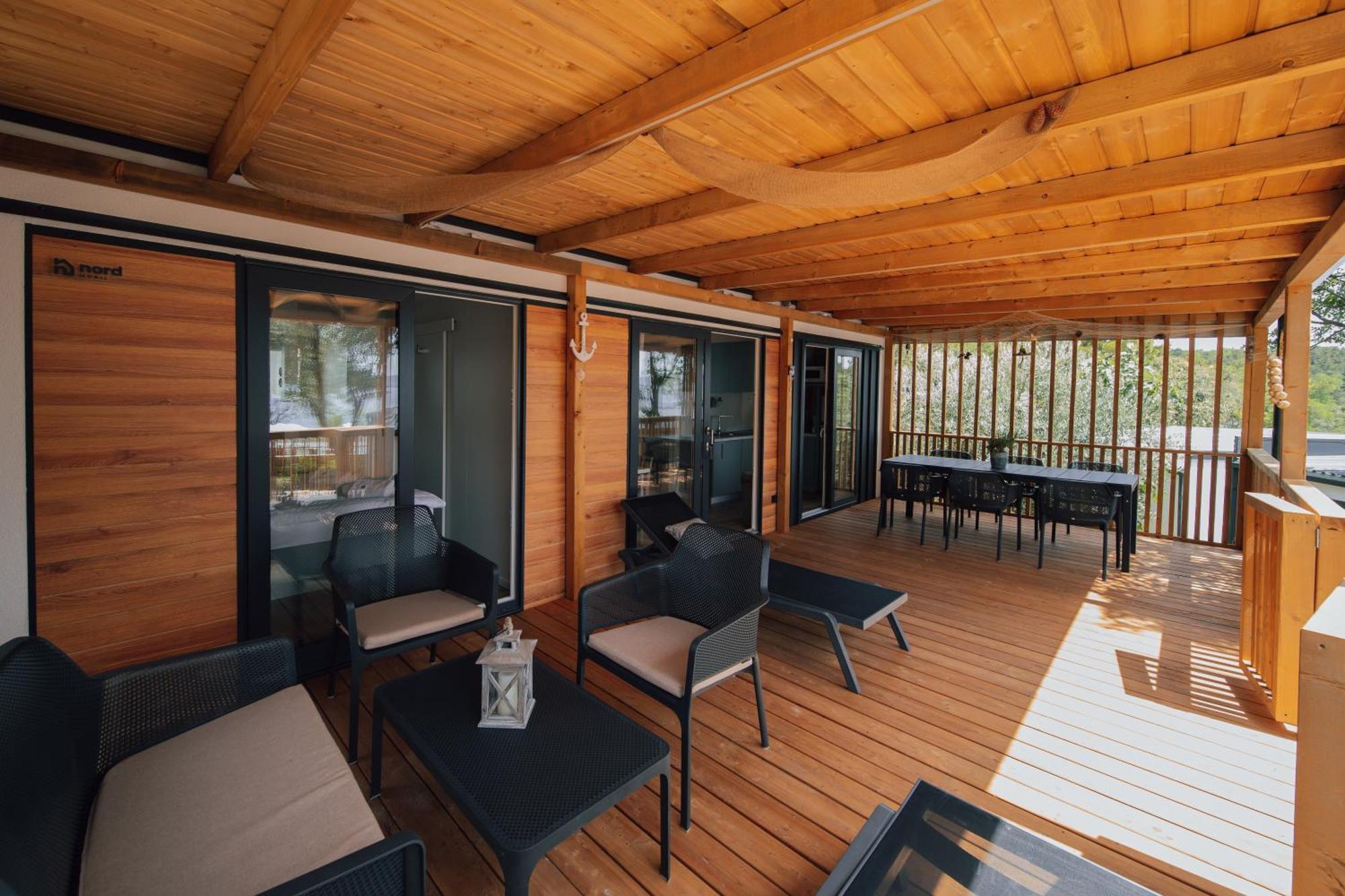 Mobile Homes Selce - Lighthouse Bagian luar foto